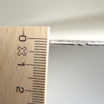  Buchbinderpappe; 75 x 100 cm (B x L); 3 mm = 1890 g/qm; grau; 100% Altpapier; 1 Bogen = ca. 1418g / 25kg ca. 17 Bögen 