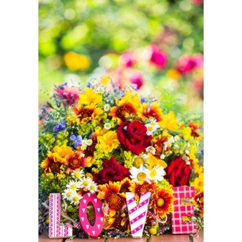  Seidel Verlag Glückwunschkarte; 115 x 175 mm; Zum Geburtstag; bunter Blumenstrauß; Schriftzug LOVE; Ku: pink, naßklebend, Spitzklappe; Hochformat 