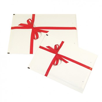  Luftpolstertasche; rote Schleife auf weißem Grund; DIN A5 / DIN A4; ohne Fenster; #4/D /  #7/G; Papier und Polyethylen; mit Haftstreifen 